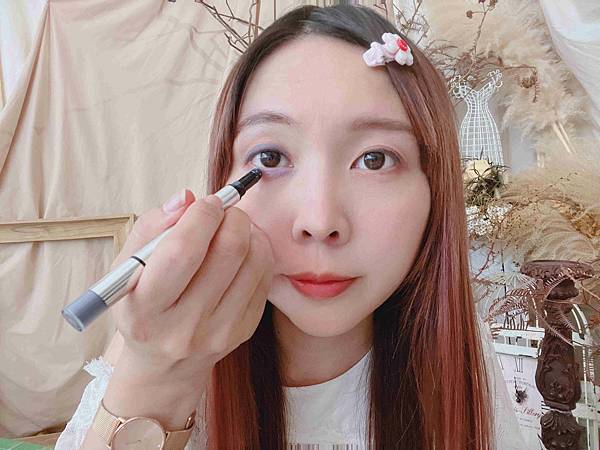 kalliestarr眼線液水眉筆旋轉口紅雙頭眼影筆 (115).jpg