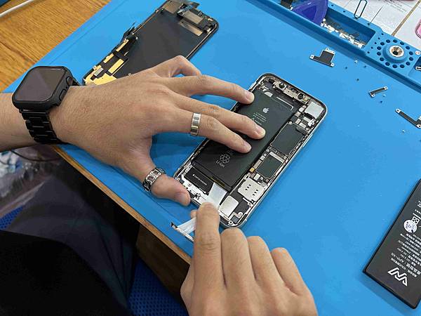 ProFix手機維修 (40).jpg