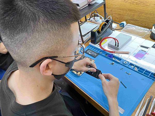ProFix手機維修 (53).jpg