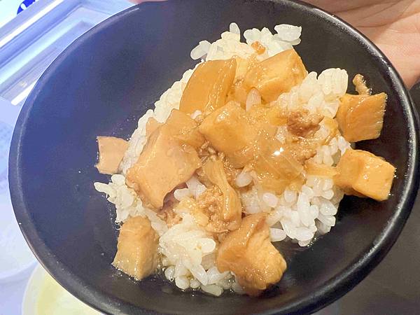 肉多多火鍋淡水中正店 (17).jpg