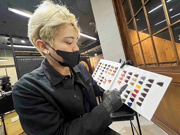 TWELVE HAIR (14).jpg