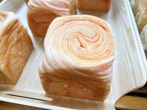 小鳥吃吐司 (10).jpg