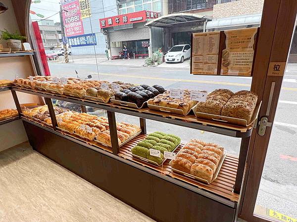 小鳥吃吐司 (12).jpg