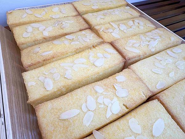 小鳥吃吐司 (18).jpg