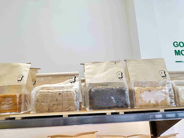 小鳥吃吐司 (16).jpg