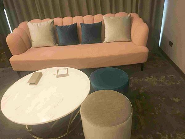 沙發馬鈴薯樂園 高雄鳳山青年旗艦店 (2).jpg