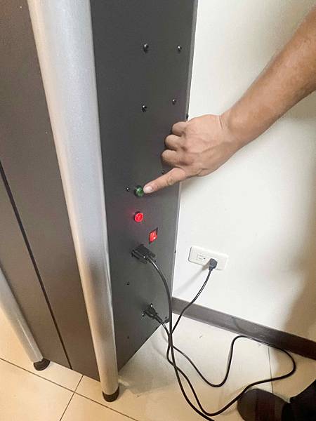 巧經松 經絡按摩機 (19).jpg