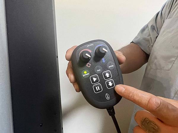 巧經松 經絡按摩機 (21).jpg