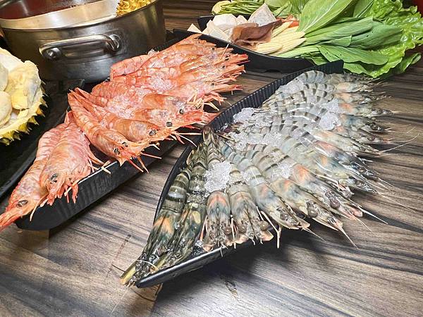 巴適經典麻辣鍋林口店榴槤鍋 (20).jpg