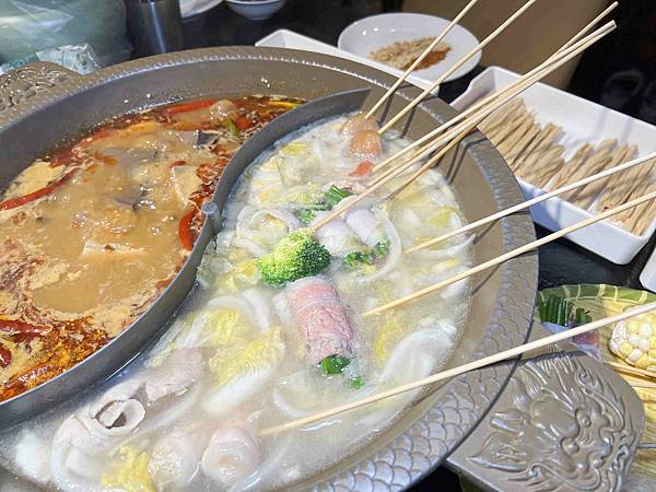 川串兒四川麻辣串串鍋 (53).jpg