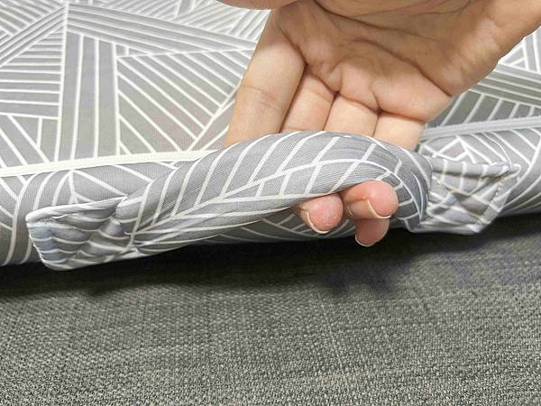 日本旭川 健康睡眠專家,人氣商品人體工學多功能背墊 (14).jpg