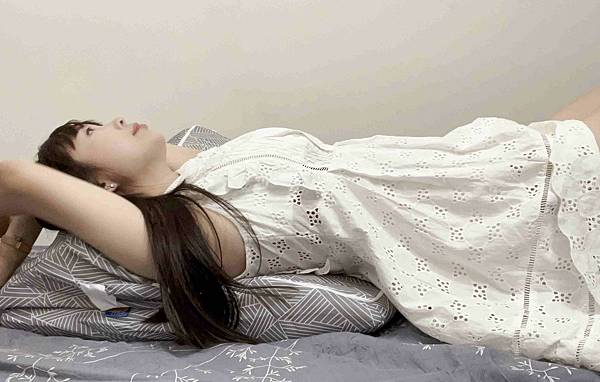 日本旭川 健康睡眠專家,人氣商品人體工學多功能背墊 (45).jpg