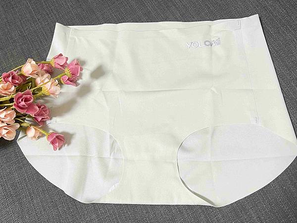 YOLOMI冰絲內褲 (10).jpg