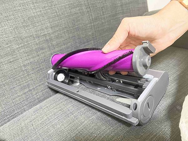 YTE無線高速渦輪吸塵器HC-1810E (27).jpg