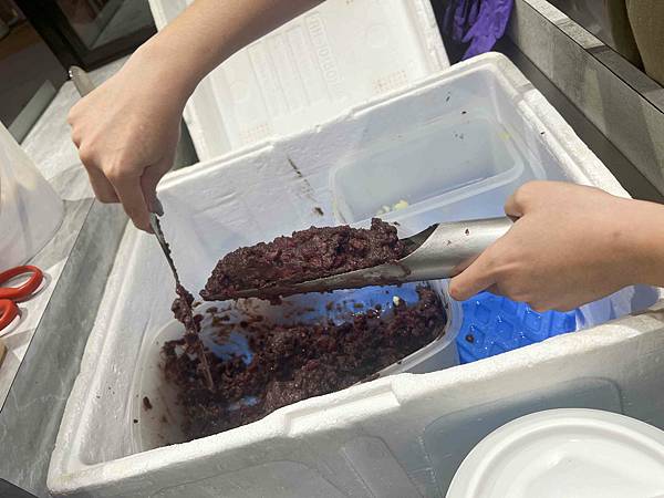 台南遊3天2夜15家必訪店家-央米紅豆餅 (11).jpg