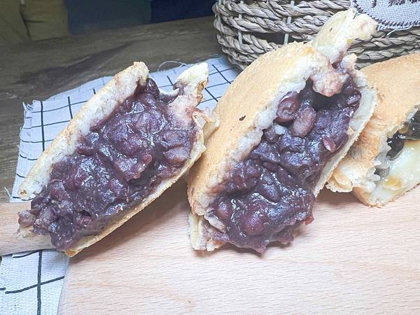 台南遊3天2夜15家必訪店家-央米紅豆餅 (20).jpg