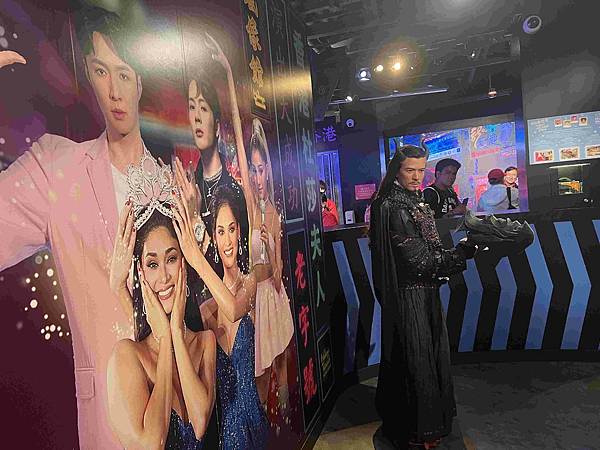 香港太平山山頂纜車+觀景台 (17).jpg