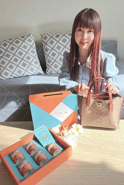 李向月連 菁萃燕窩禮盒 (10).jpg