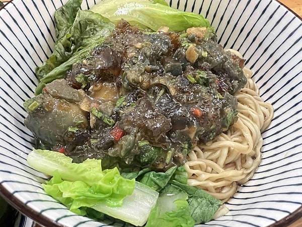 男哥煮麵 (11).jpg