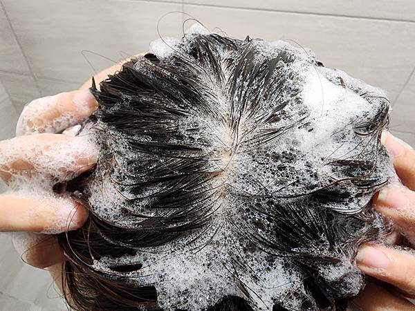 葵荋雅豐盈喚絲養髮洗髮精 (28).jpg