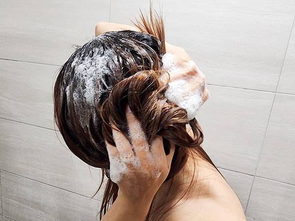 葵荋雅豐盈喚絲養髮洗髮精 (29).jpg