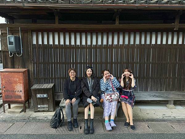 白壁土蔵群 (1).jpg