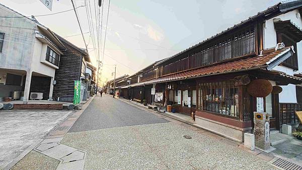 白壁土蔵群 (3).jpg