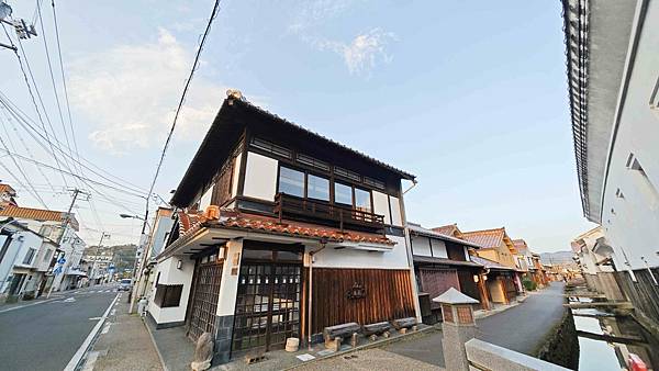 白壁土蔵群 (8).jpg