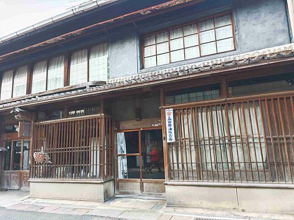 白壁土蔵群 (18).jpg