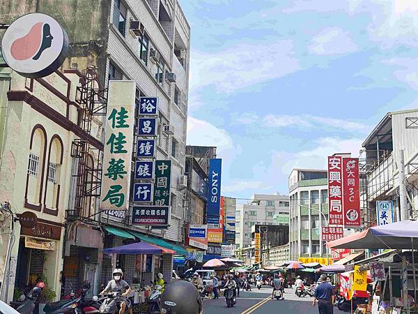台南商圈小旅行-金唐殿+中山市場商圈 (32).jpg