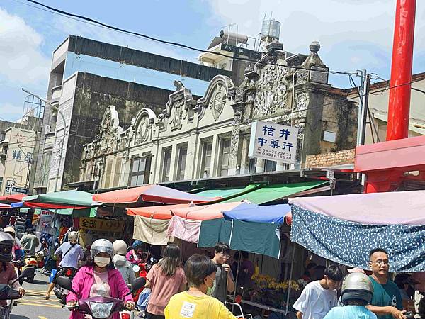 台南商圈小旅行-金唐殿+中山市場商圈 (37).jpg
