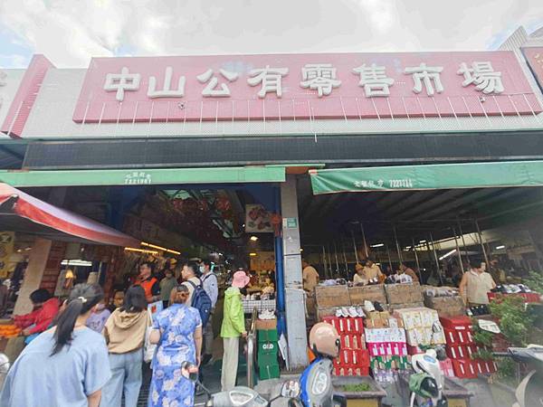 台南商圈小旅行-金唐殿+中山市場商圈 (49).jpg