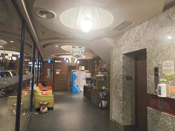 麗馨商旅 (7).jpg