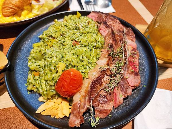 日日朝食-龙冈店 (2).jpg