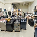 黑箱作業行李箱專賣店 (3).jpg