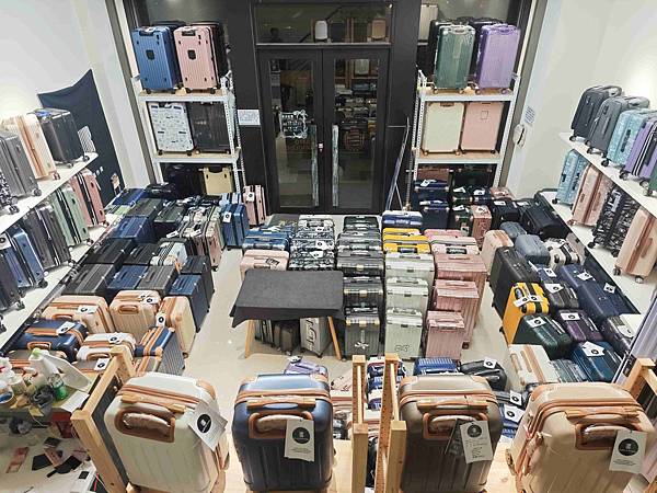 黑箱作業行李箱專賣店 (11).jpg
