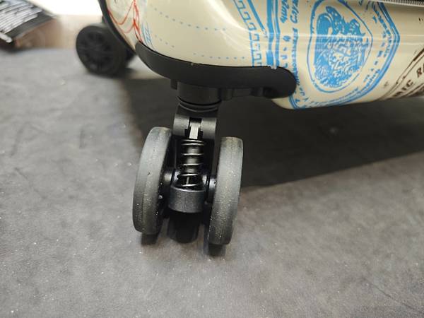 黑箱作業行李箱專賣店 (30).jpg