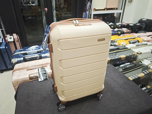 黑箱作業行李箱專賣店 (57).jpg