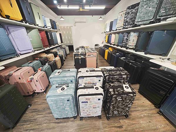 黑箱作業行李箱專賣 (7).jpg