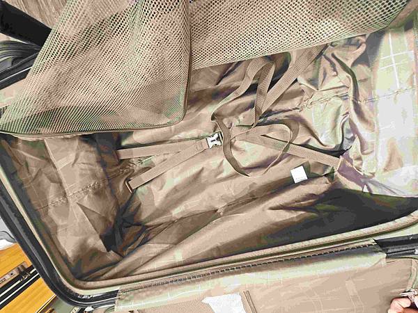 黑箱作業行李箱專賣 (18).jpg