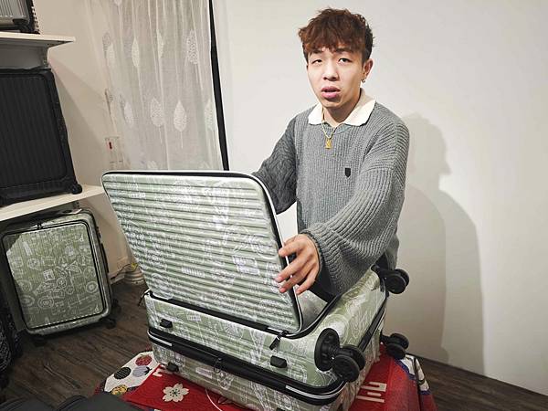 黑箱作業行李箱專賣 (24).jpg