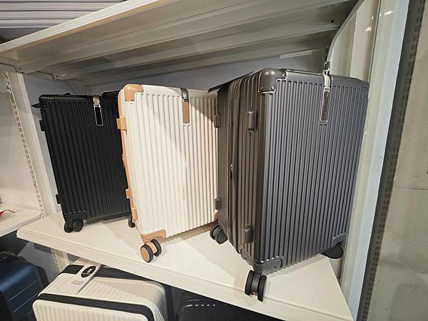 黑箱作業行李箱專賣 (49).jpg