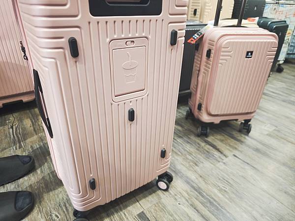 黑箱作業行李箱專賣 (72).jpg