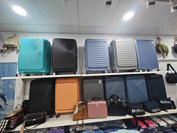 黑箱作業專棊行李箱 (4).jpg