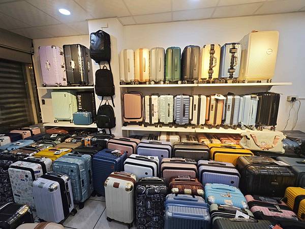 黑箱作業專棊行李箱 (10).jpg