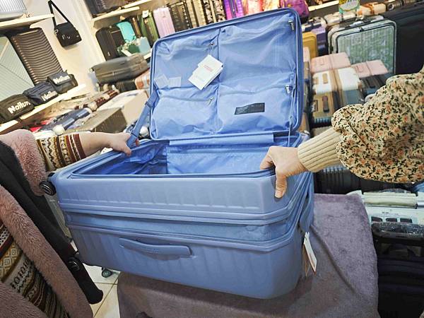 黑箱作業專棊行李箱 (17).jpg