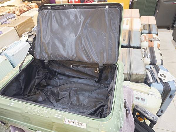 黑箱作業專棊行李箱 (65).jpg