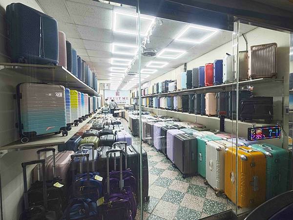 箱信我專業行李箱 (3).jpg