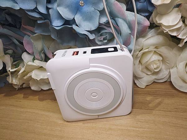 GEYAN萬用行動電源 (10).jpg