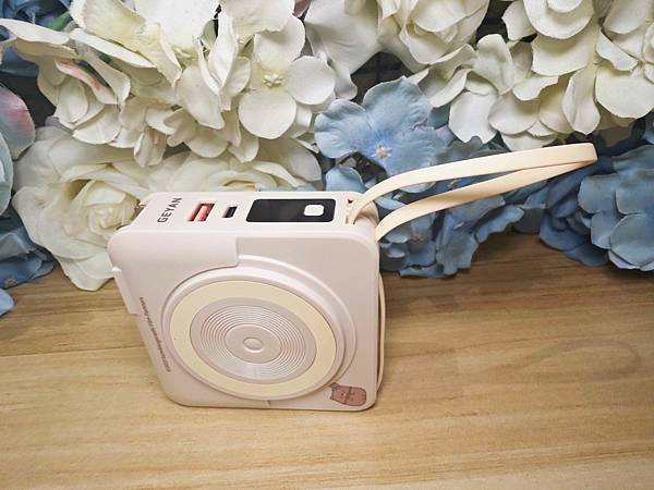 GEYAN萬用行動電源 (17).jpg